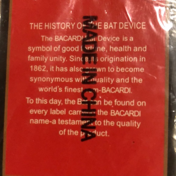 🖤❤️🦇 Bacardi Bat Trademark Rum Key Chain 🦇 Car Keys 🔑 NWT ❤️🖤 - Picture 6 of 8